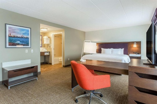 Hampton Inn By Hilton & Suites Chicago-Libertyville image 13