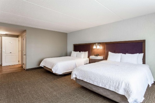 Hampton Inn By Hilton & Suites Chicago-Libertyville image 7